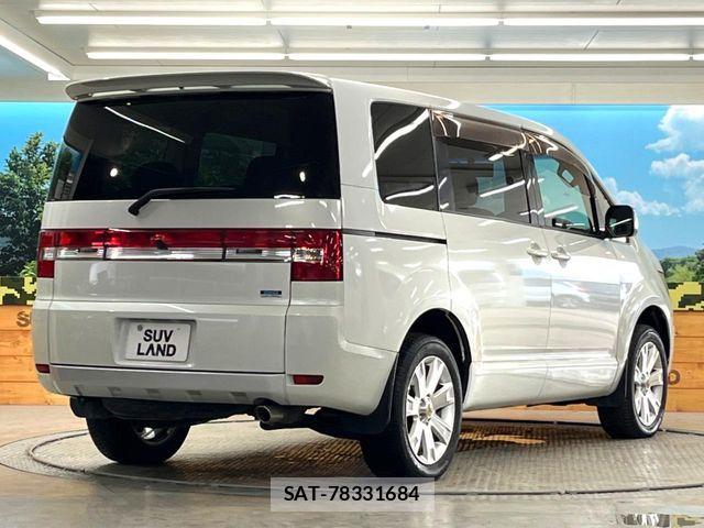 Mitsubishi DELICA 2013-09 8438077-17