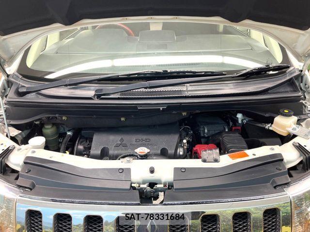Mitsubishi DELICA 2013-09 8438077-18