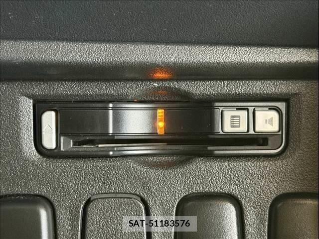 Mitsubishi DELICA 2015-10 8438078-23