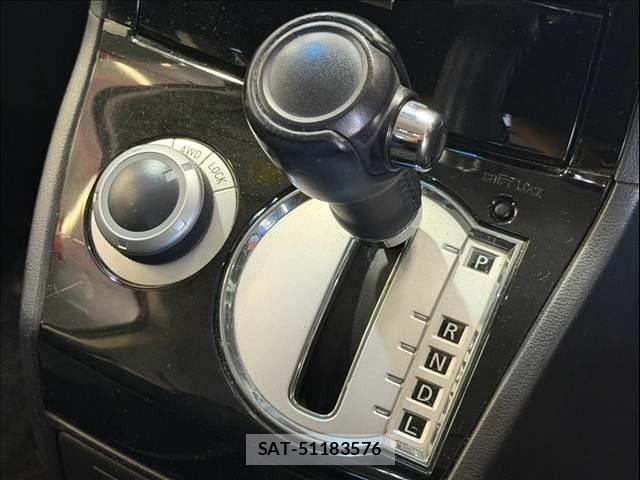 Mitsubishi DELICA 2015-10 8438078-26
