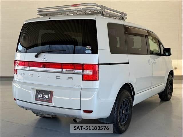 Mitsubishi DELICA 2015-10 8438078-4