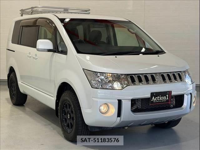 Mitsubishi DELICA 2015-10 8438078-5