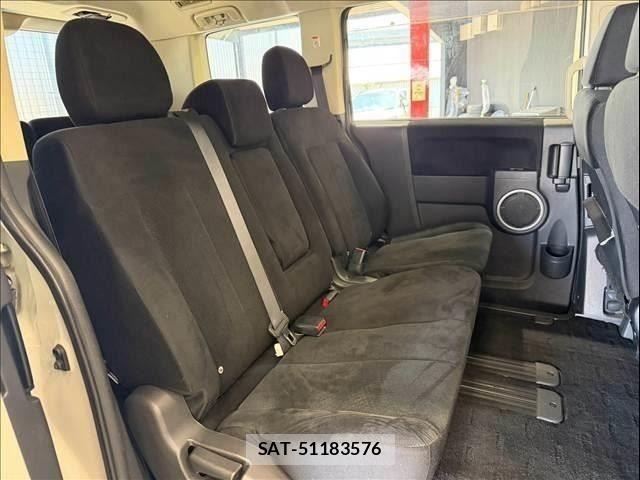Mitsubishi DELICA 2015-10 8438078-8