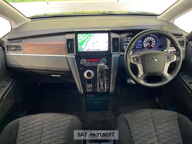Mitsubishi DELICA 2020-01 8438075-1