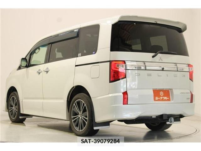 Mitsubishi DELICA 2021-08 8457362-10