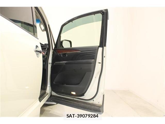 Mitsubishi DELICA 2021-08 8457362-29