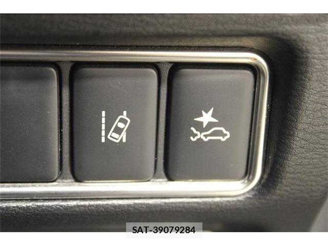 Mitsubishi DELICA 2021-08 8457362-5