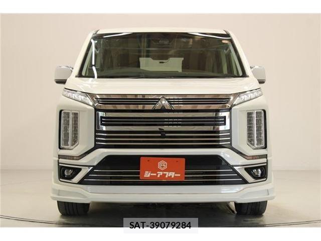 Mitsubishi DELICA 2021-08 8457362-7