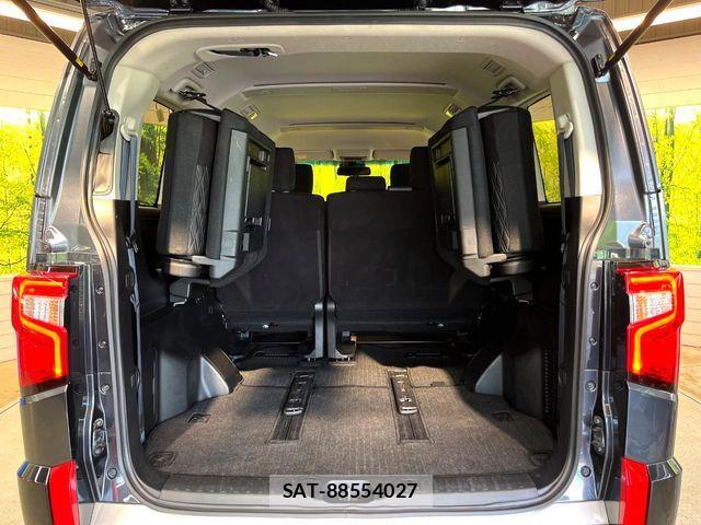 Mitsubishi DELICA 2023-11 8457361-12