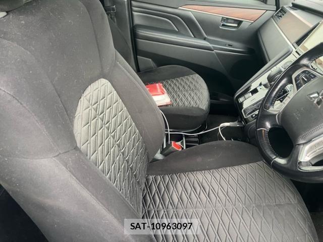Mitsubishi DELICA 2019-02 8457364-15