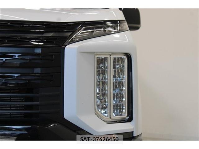 Mitsubishi DELICA 2025-03 8485284-14
