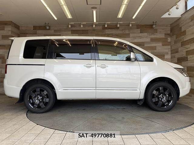 Mitsubishi DELICA 2013-11 8485294-17