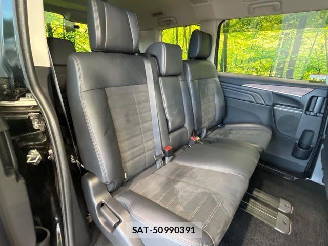 Mitsubishi DELICA 2023-02 8524394-8