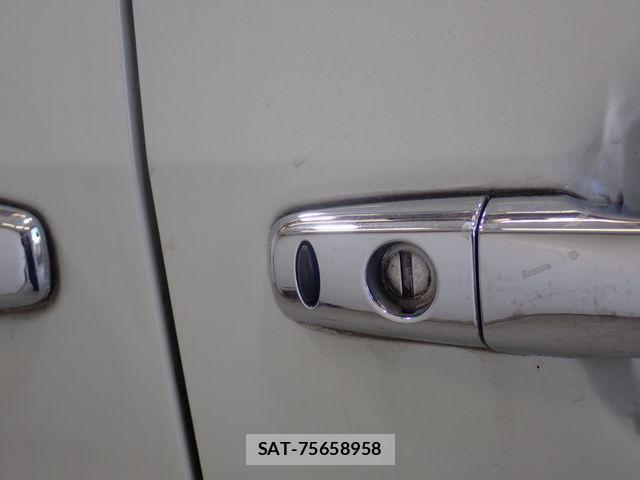 Mitsubishi DELICA 2009-11 8524391-10
