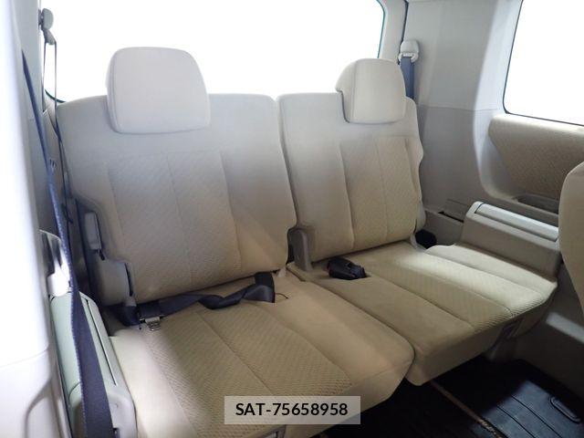 Mitsubishi DELICA 2009-11 8524391-24