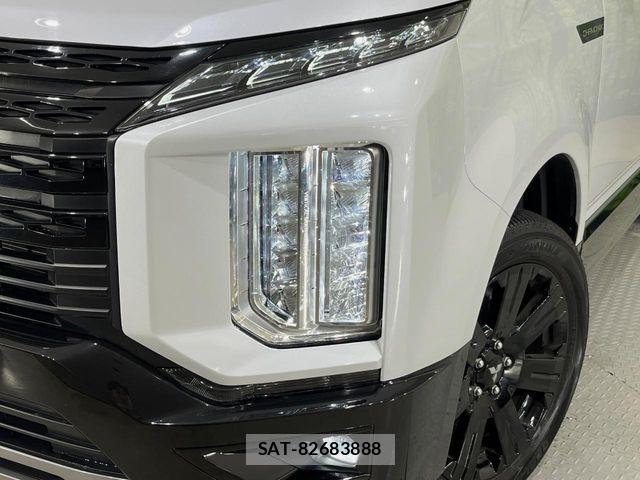 Mitsubishi DELICA 2024-05 8524383-11