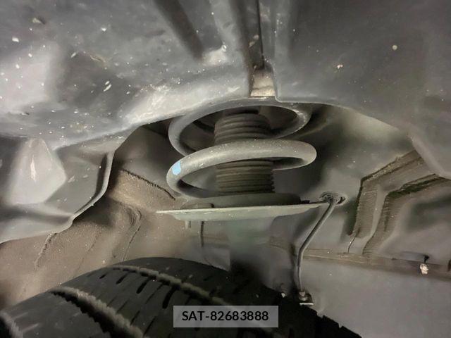 Mitsubishi DELICA 2024-05 8524383-19