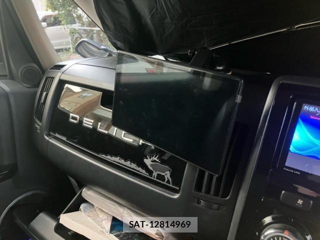 Mitsubishi DELICA 2018-12 8524407-14