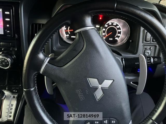 Mitsubishi DELICA 2018-12 8524407-15