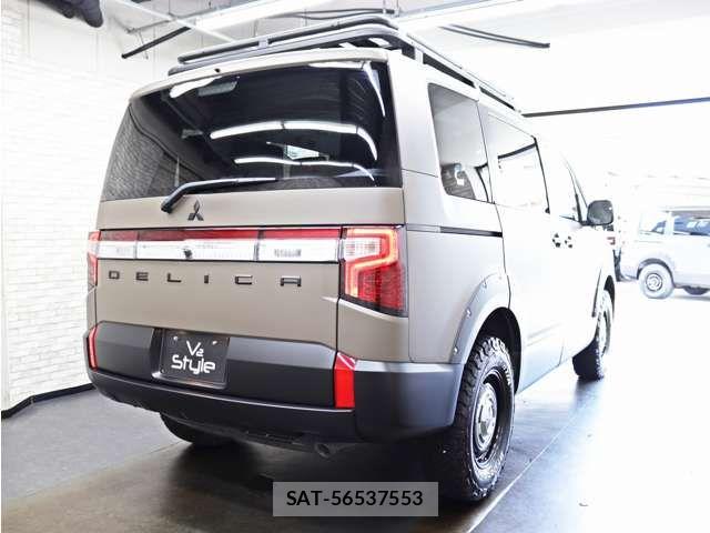 Mitsubishi DELICA 2023-12 8524385-17