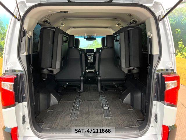 Mitsubishi DELICA 2024-03 8524393-9