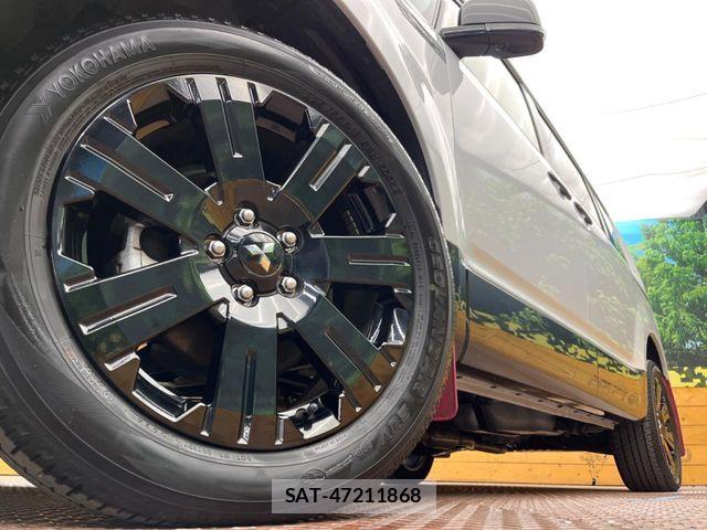 Mitsubishi DELICA 2024-03 8524393-12
