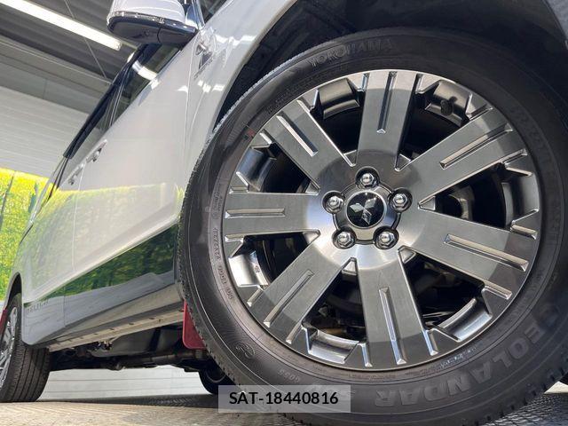 Mitsubishi DELICA 2022-09 8524396-13