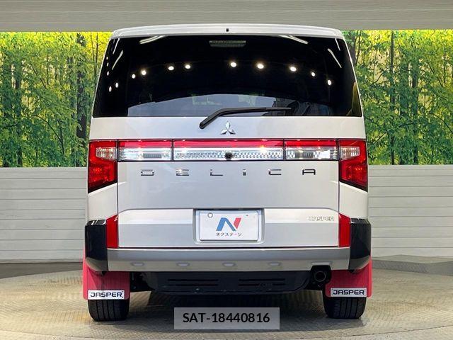 Mitsubishi DELICA 2022-09 8524396-15