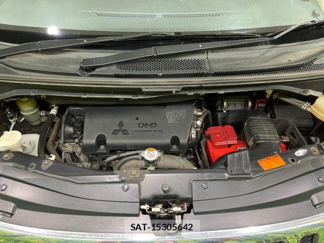Mitsubishi DELICA 2016-06 8524408-18