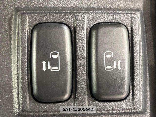 Mitsubishi DELICA 2016-06 8524408-3