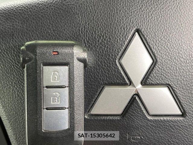Mitsubishi DELICA 2016-06 8524408-7