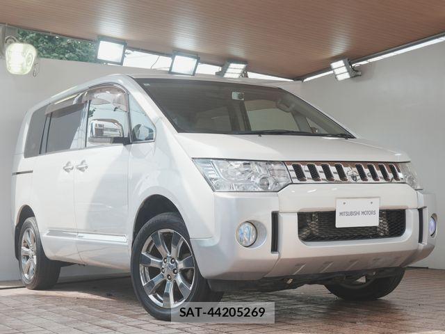 Mitsubishi DELICA 2014-02 8524409-0