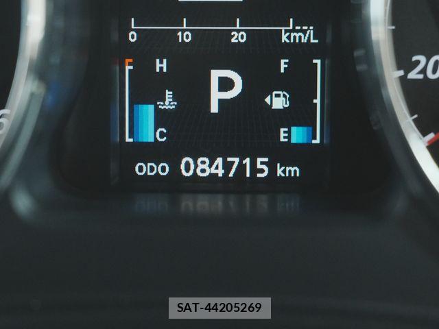 Mitsubishi DELICA 2014-02 8524409-15