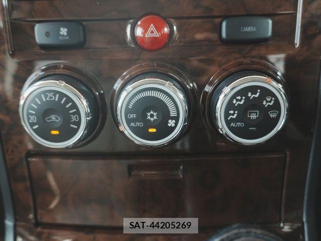 Mitsubishi DELICA 2014-02 8524409-16