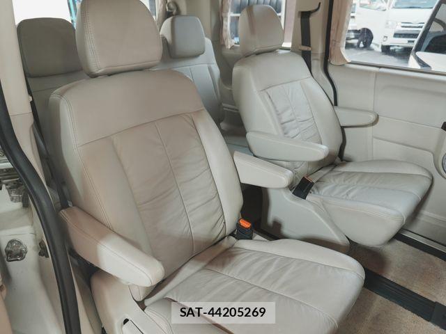 Mitsubishi DELICA 2014-02 8524409-25