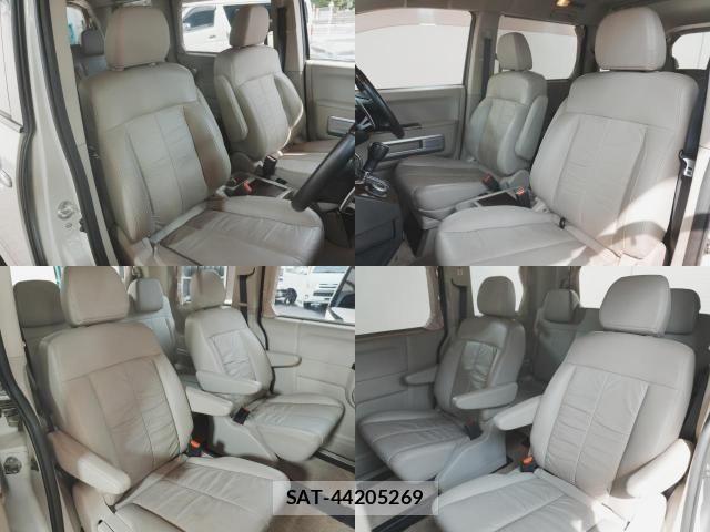 Mitsubishi DELICA 2014-02 8524409-2
