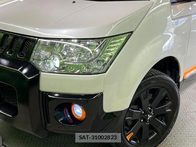 Mitsubishi DELICA 2018-02 8524404-13