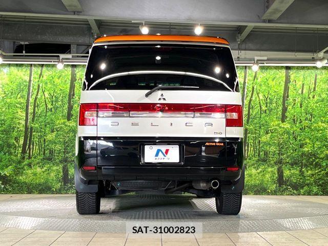 Mitsubishi DELICA 2018-02 8524404-16