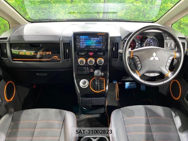 Mitsubishi DELICA 2018-02 8524404-1