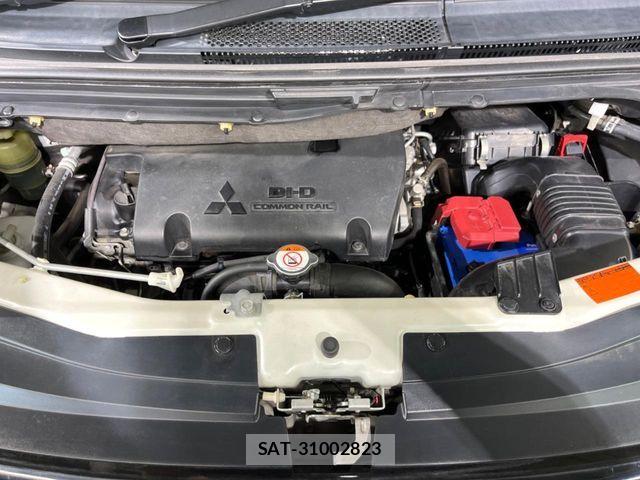 Mitsubishi DELICA 2018-02 8524404-19