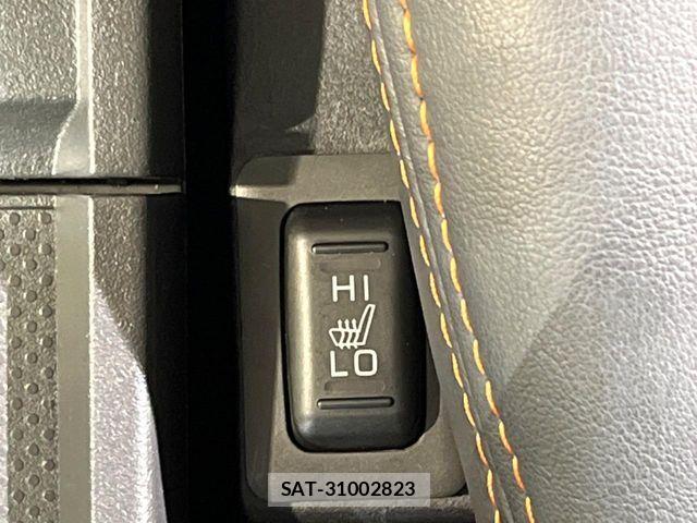 Mitsubishi DELICA 2018-02 8524404-5