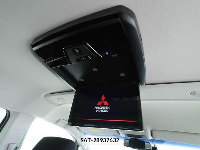 Mitsubishi DELICA 2019-09 8524403-4