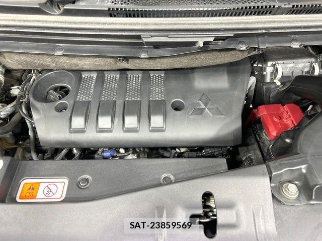 Mitsubishi DELICA 2023-11 8524402-18