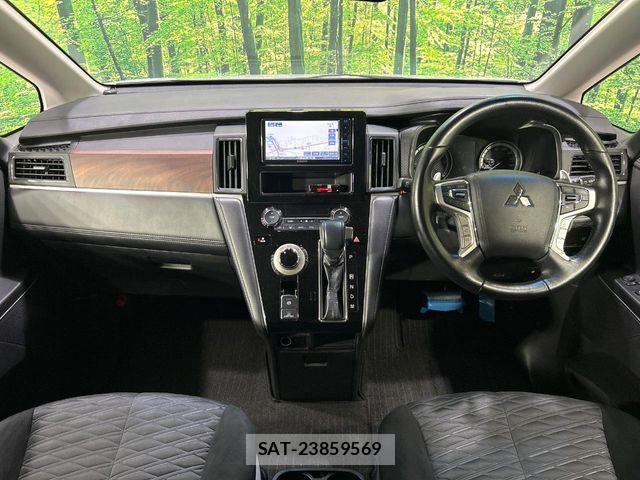 Mitsubishi DELICA 2023-11 8524402-1
