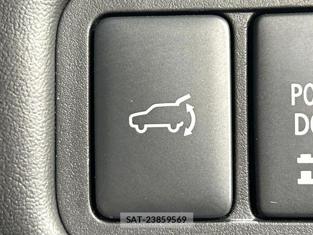 Mitsubishi DELICA 2023-11 8524402-6