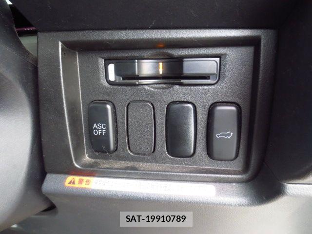 Mitsubishi DELICA 2009-11 8524410-5