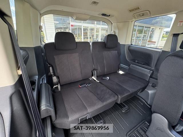 Mitsubishi DELICA 2013-07 8561698-10