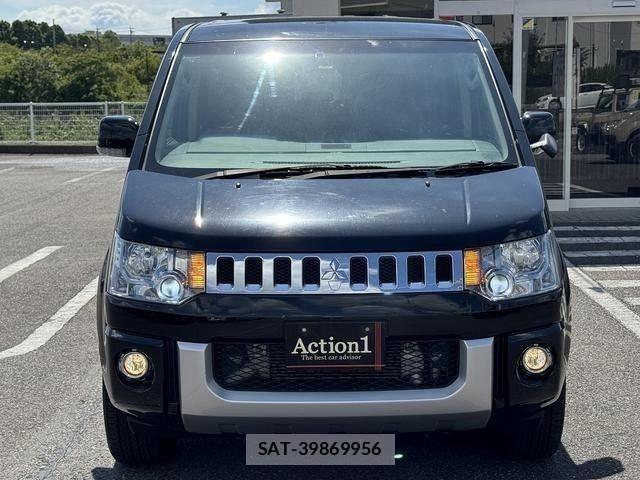 Mitsubishi DELICA 2013-07 8561698-2