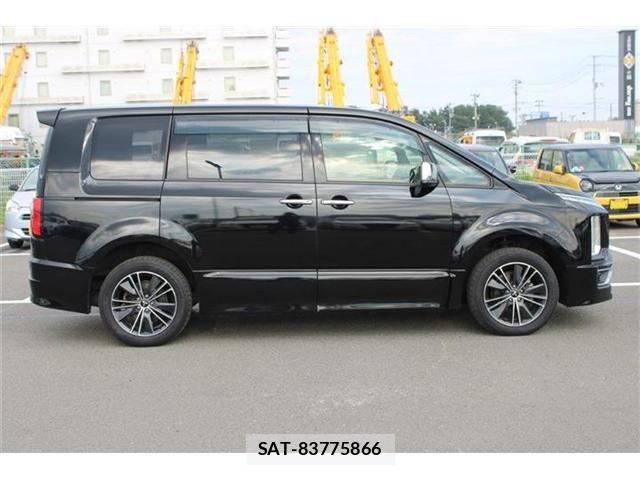 Mitsubishi DELICA 2019-08 8561696-3
