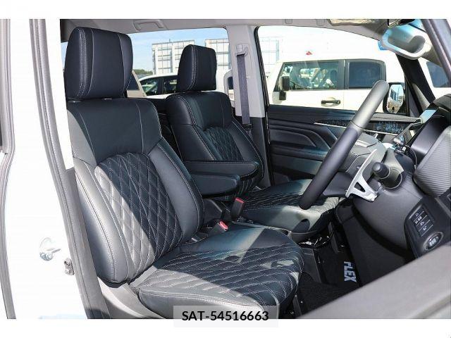 Mitsubishi DELICA 2019-01 8561690-4